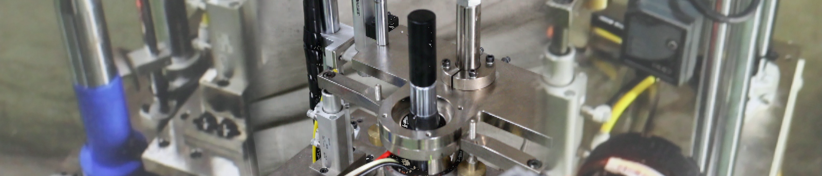 定子組入機 定子組入機